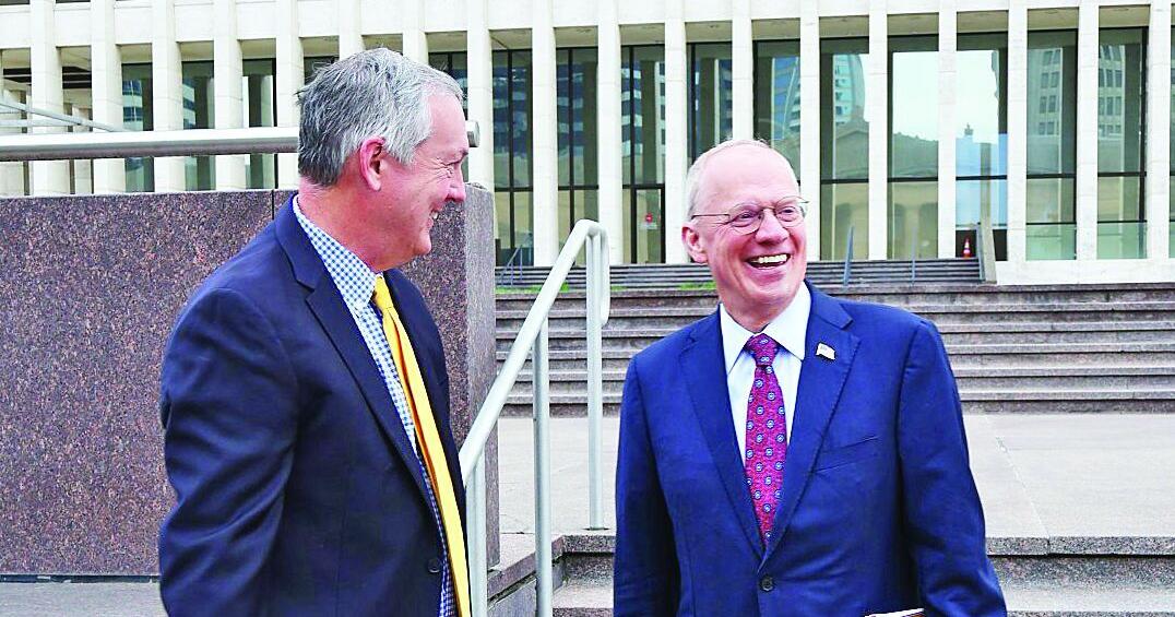 Rose submits petition for governor