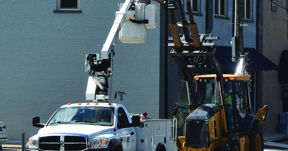 New solar lights on Smithville Square