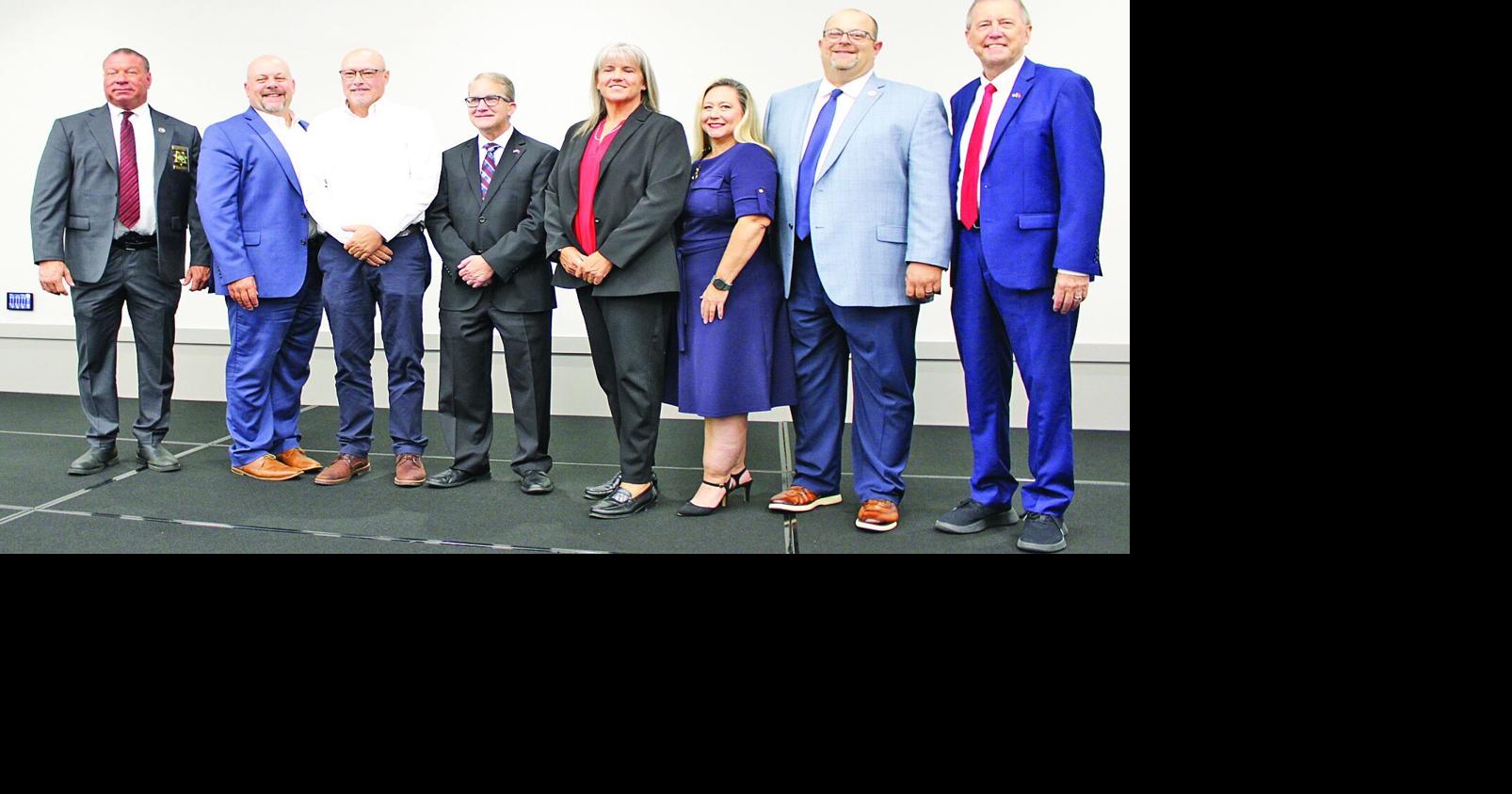 Welcome center hosts swearing in ceremony for newly elected officials BY JIM HERRIN HERALD-CITIZEN Aug 31, 2026 1 hr ago