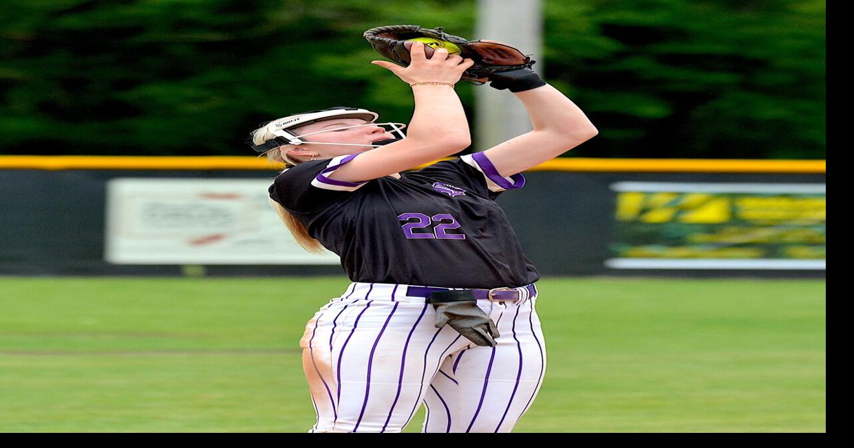 MHS_SB_TrevathanCatch.JPG