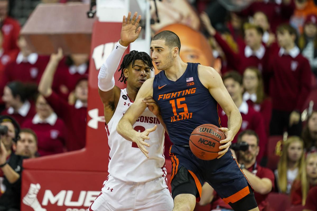 Illinois Wisconsin Basketball