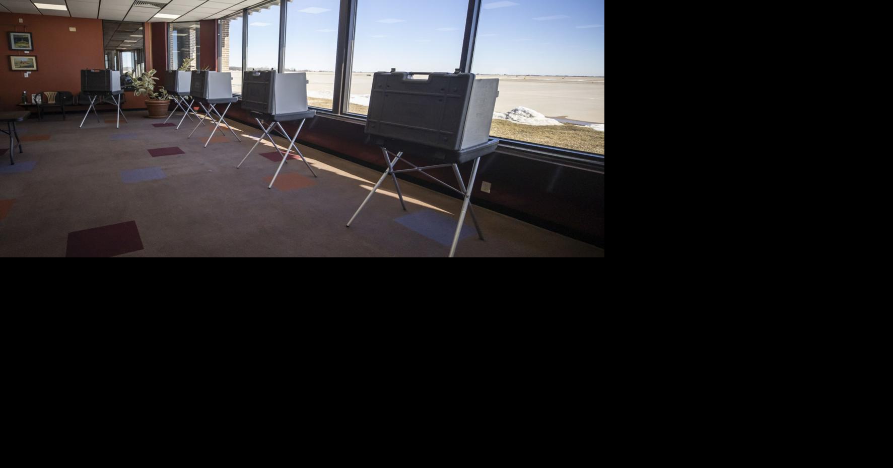 'Hopefully more will come out.' Low voter turnout continues in primary