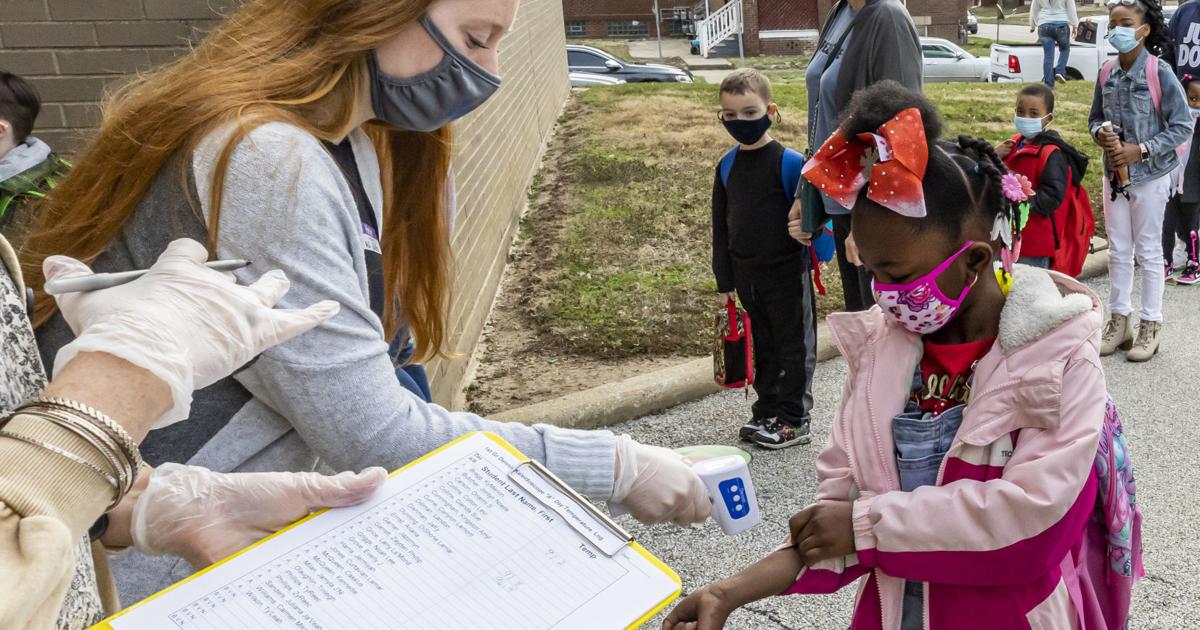 Decatur School Students Students return to Decatur classrooms for first time in over a year