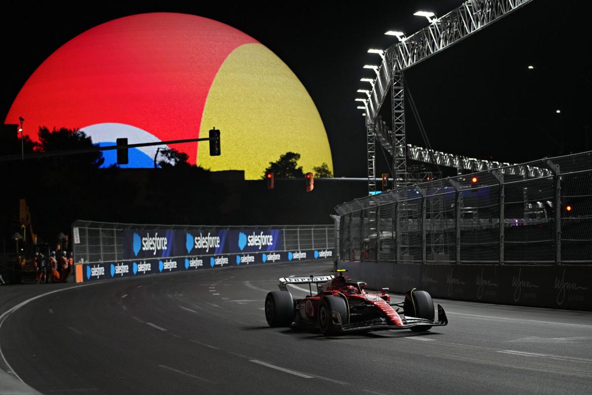 F1 off to rough Las Vegas start. Ferrari damaged, fans told to leave before  practice ends at 4 a.m. - Las Vegas Sun News
