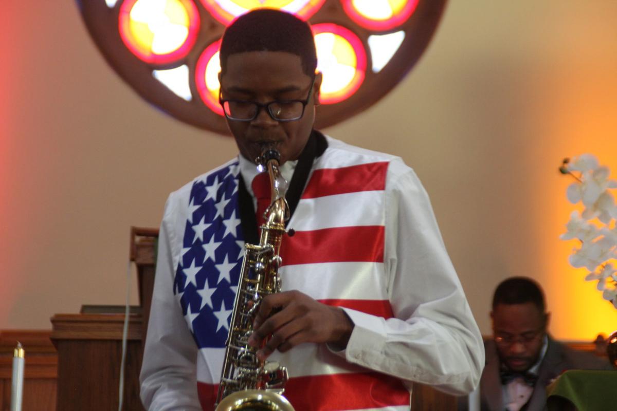 022519-dec-loc-sax