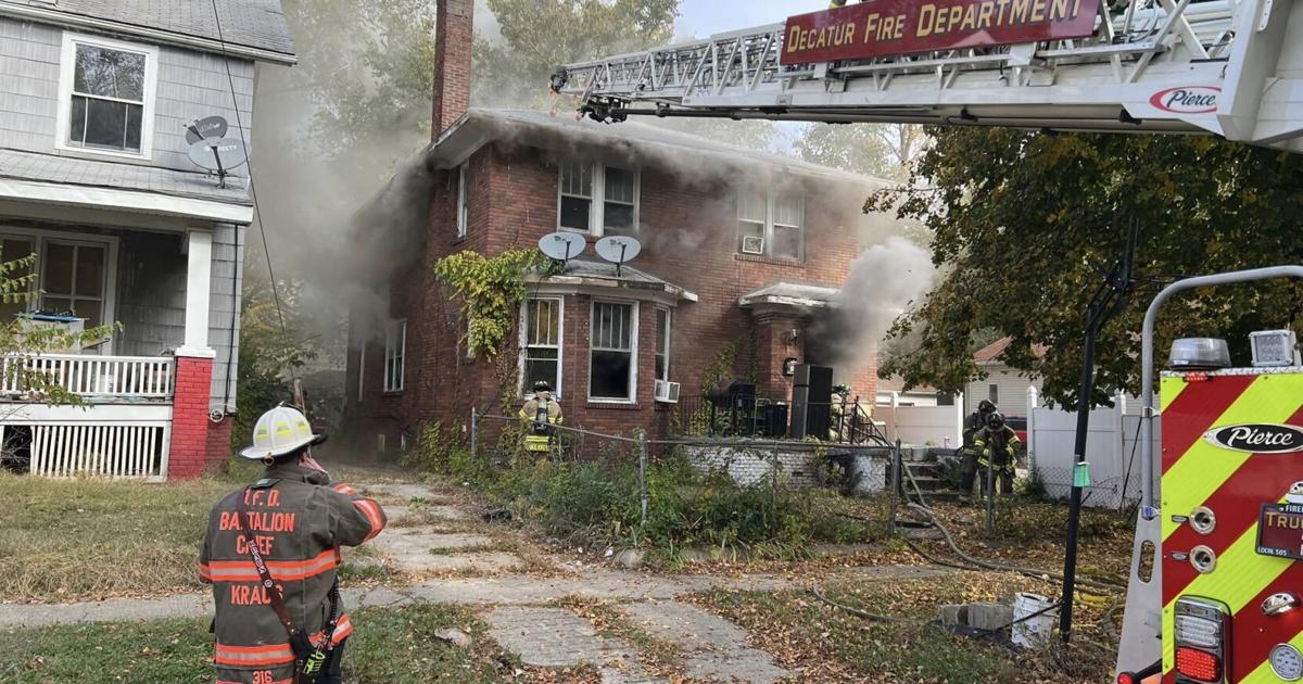 Decatur resident displaced after Monday morning fire