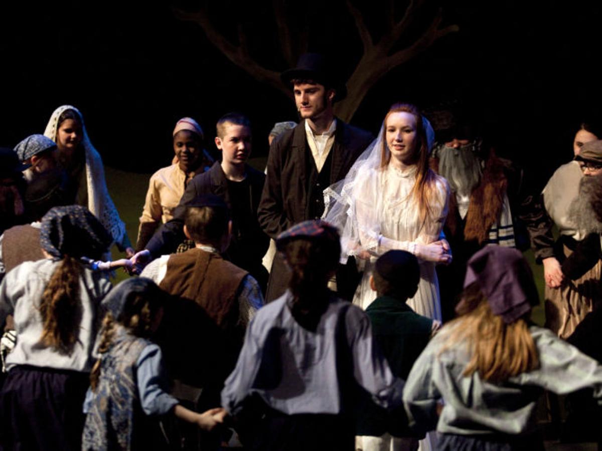 Fiddler On The Roof Brings Youth Theater Orchestra Together Recreation Herald Review Com
