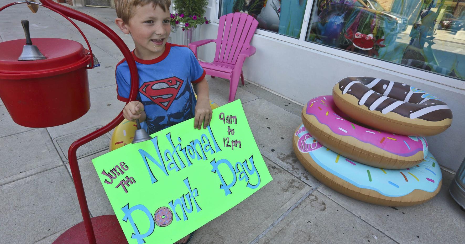 Donuts available to celebrate National Donut Day in Decatur - Vimarsana News