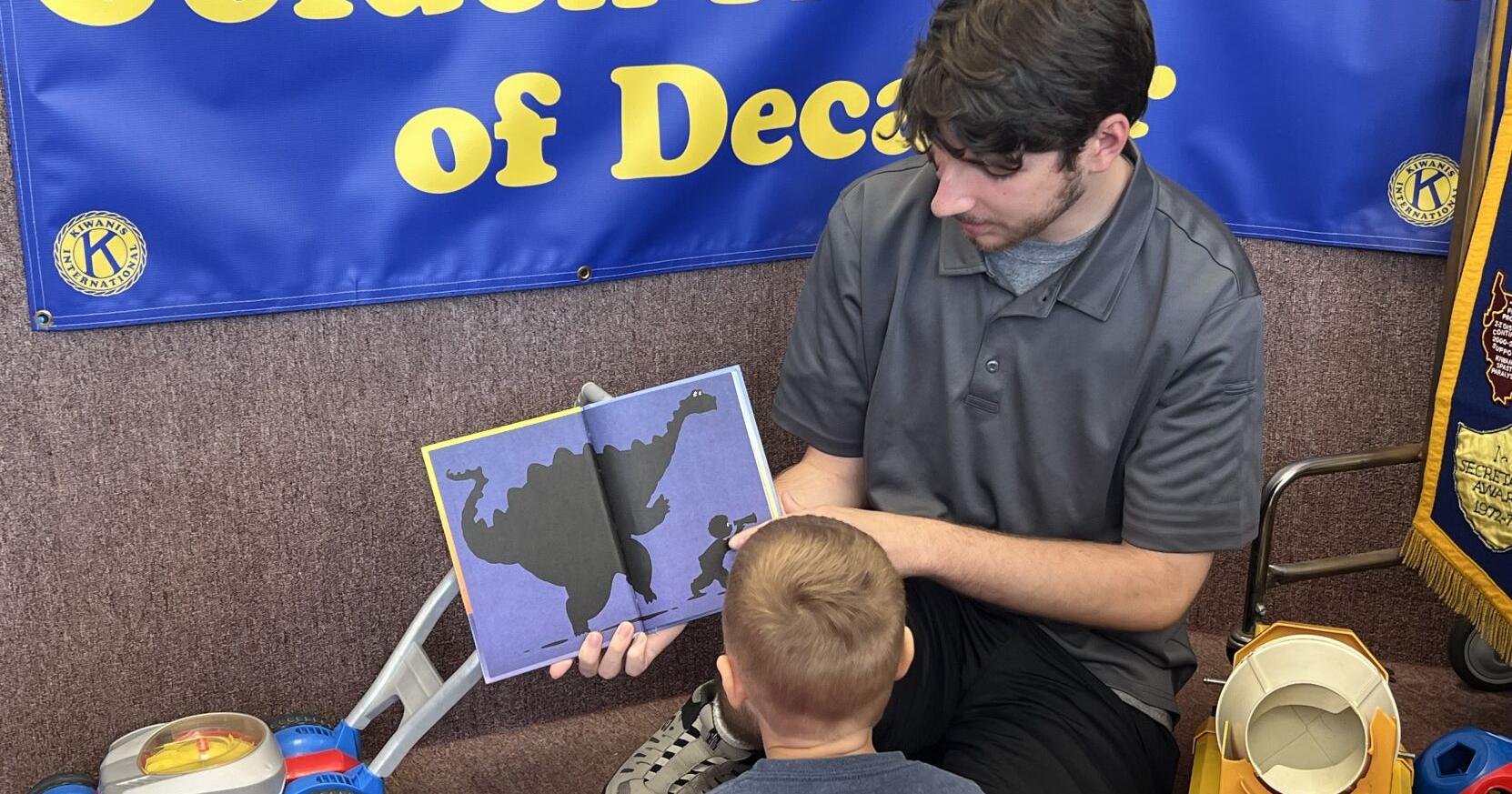 Decatur Kiwanis unveil Little Free Libraries - Vimarsana News