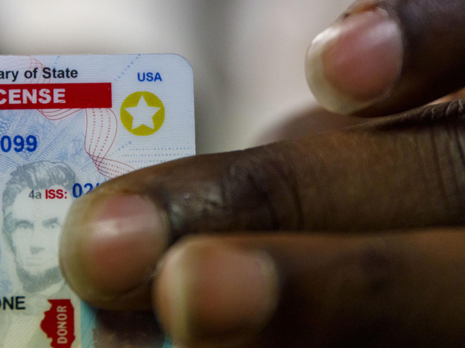 Illinois Driver Services Expirations Extended Until Nov 1 State And Regional Herald Review Com Illinois Driver Services Expirations Extended Until Nov 1 State And Regional Herald Review Com