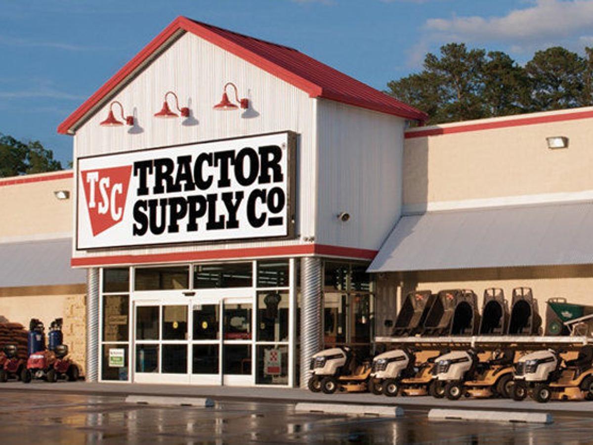 Tractor Supply Co To Open In Former Clinton Walmart Local