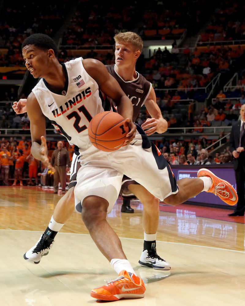 PHOTOS Illinois basketball exhibition game vs. Quincy Photo