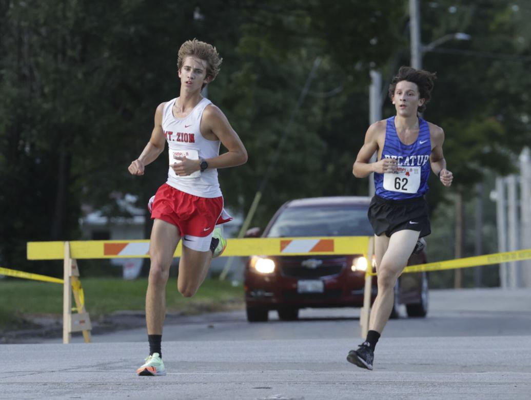 Mount Zion cross country No. 1 runners Sofia Munoz and Julian Baker are AllState focused