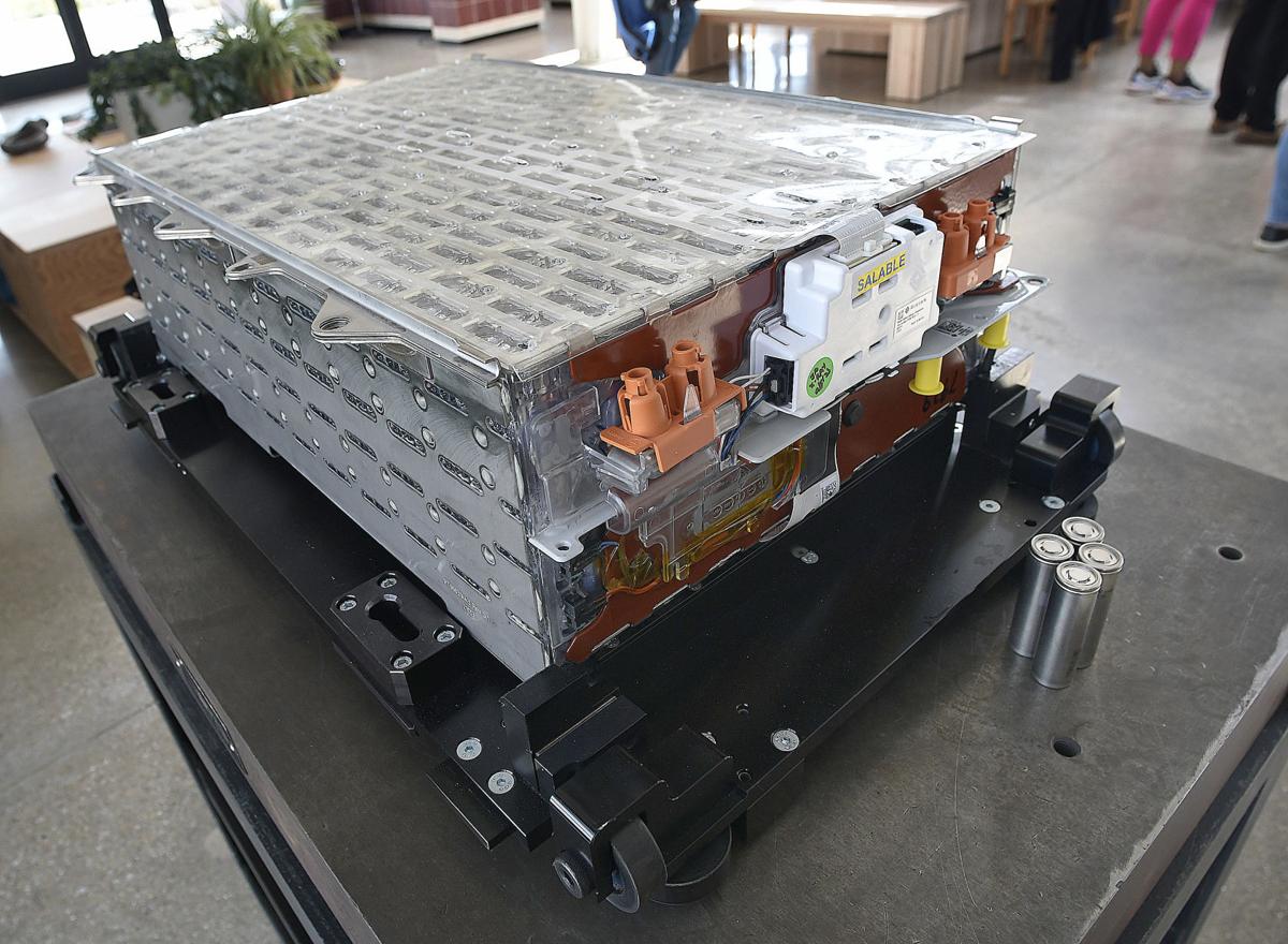 092821-blm-loc-12rivianpickup