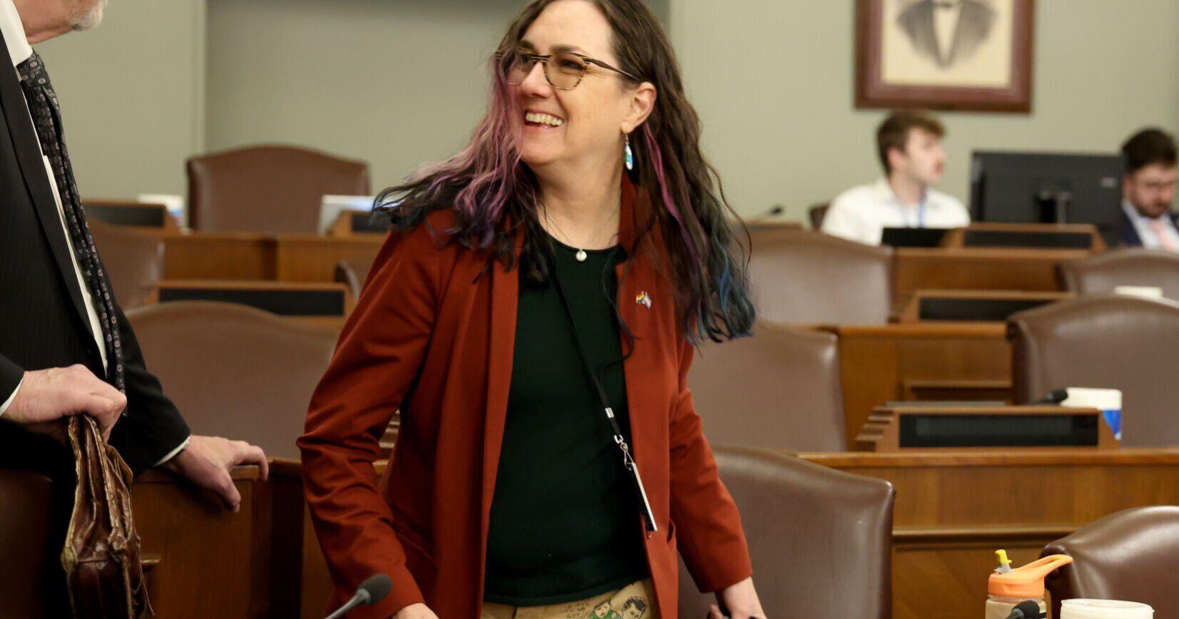 Illinois lawmakers pass bill to expand reporting of sexual abuse in health care settings - Vimarsana News