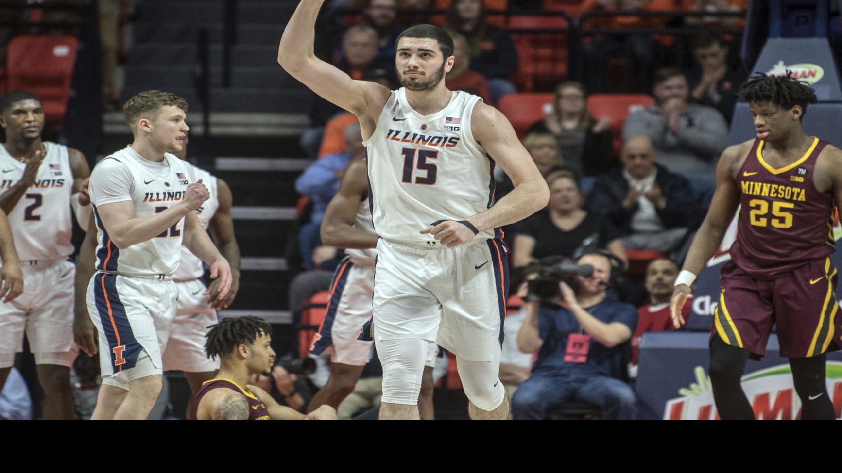 Illinois Dismantles Minnesota To Snap Losing Streak Illini