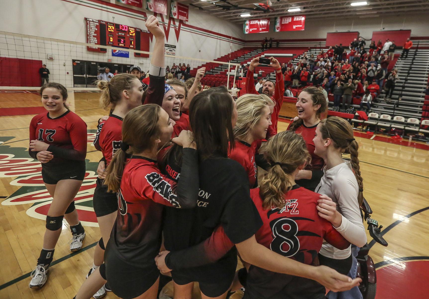 PHOTOS Mt. Zion High School beats Sacred HeartGriffin 20 in