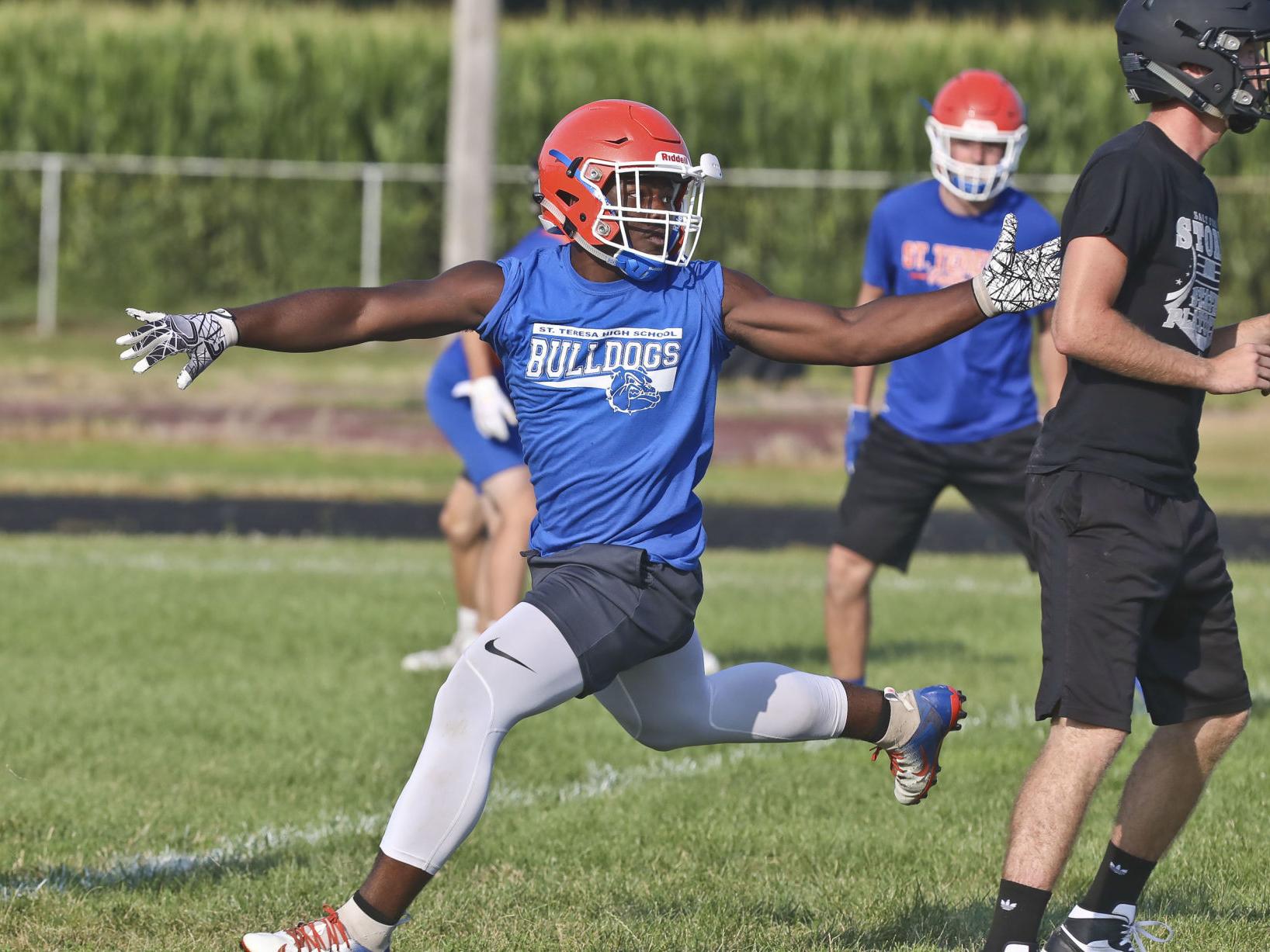 Summer Football Notebook St Teresa Will Lean On Denim Cook