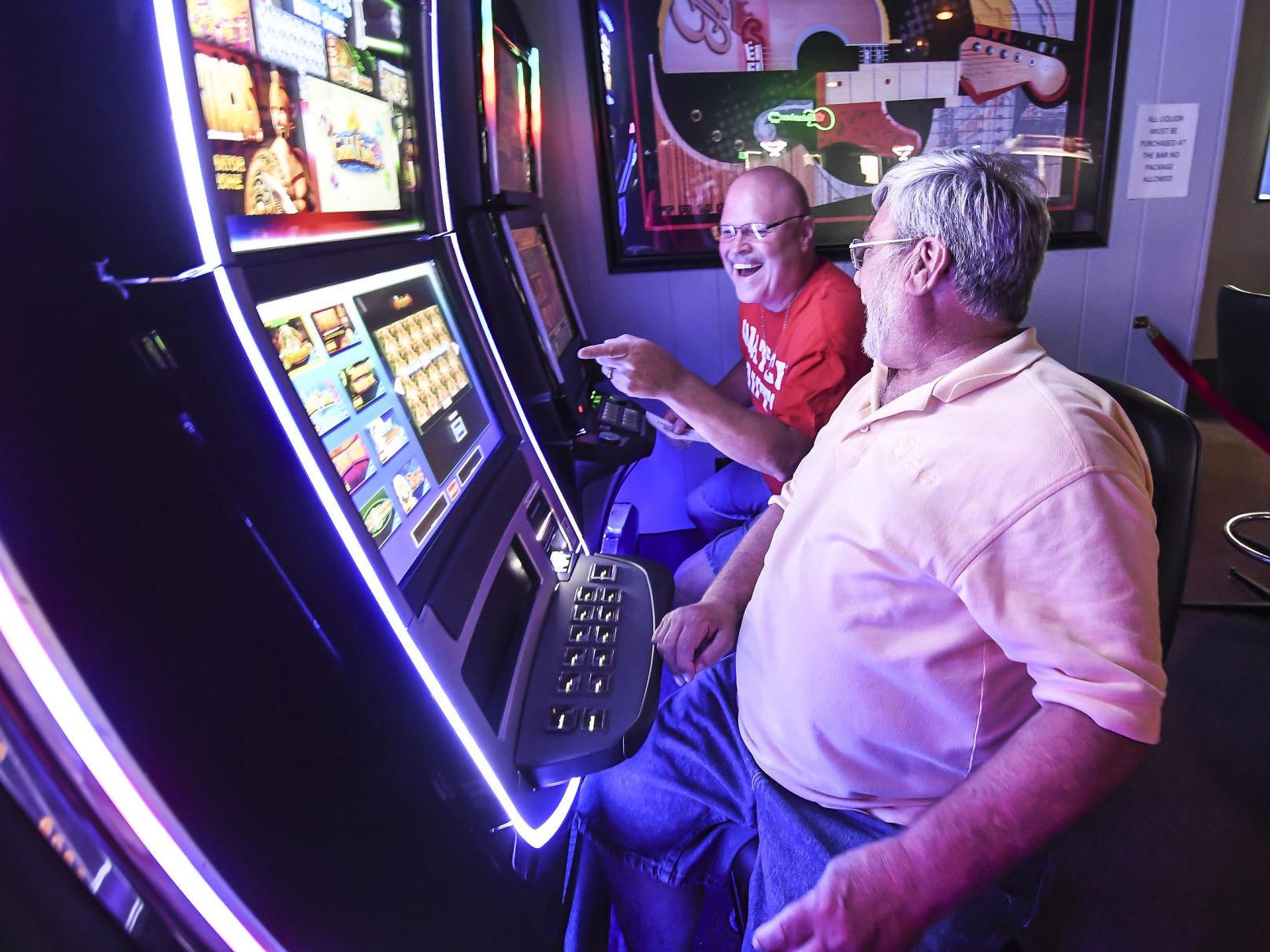 What Decatur businesses had the most money played on video gambling |  Business | herald-review.com