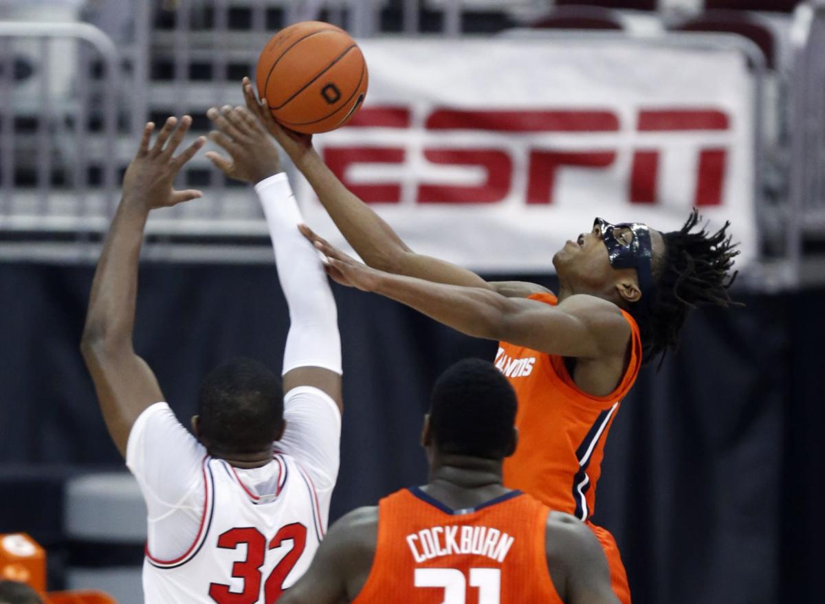 Ayo Dosunmu's return powers No. 4 Illinois over No. 7 Ohio ...