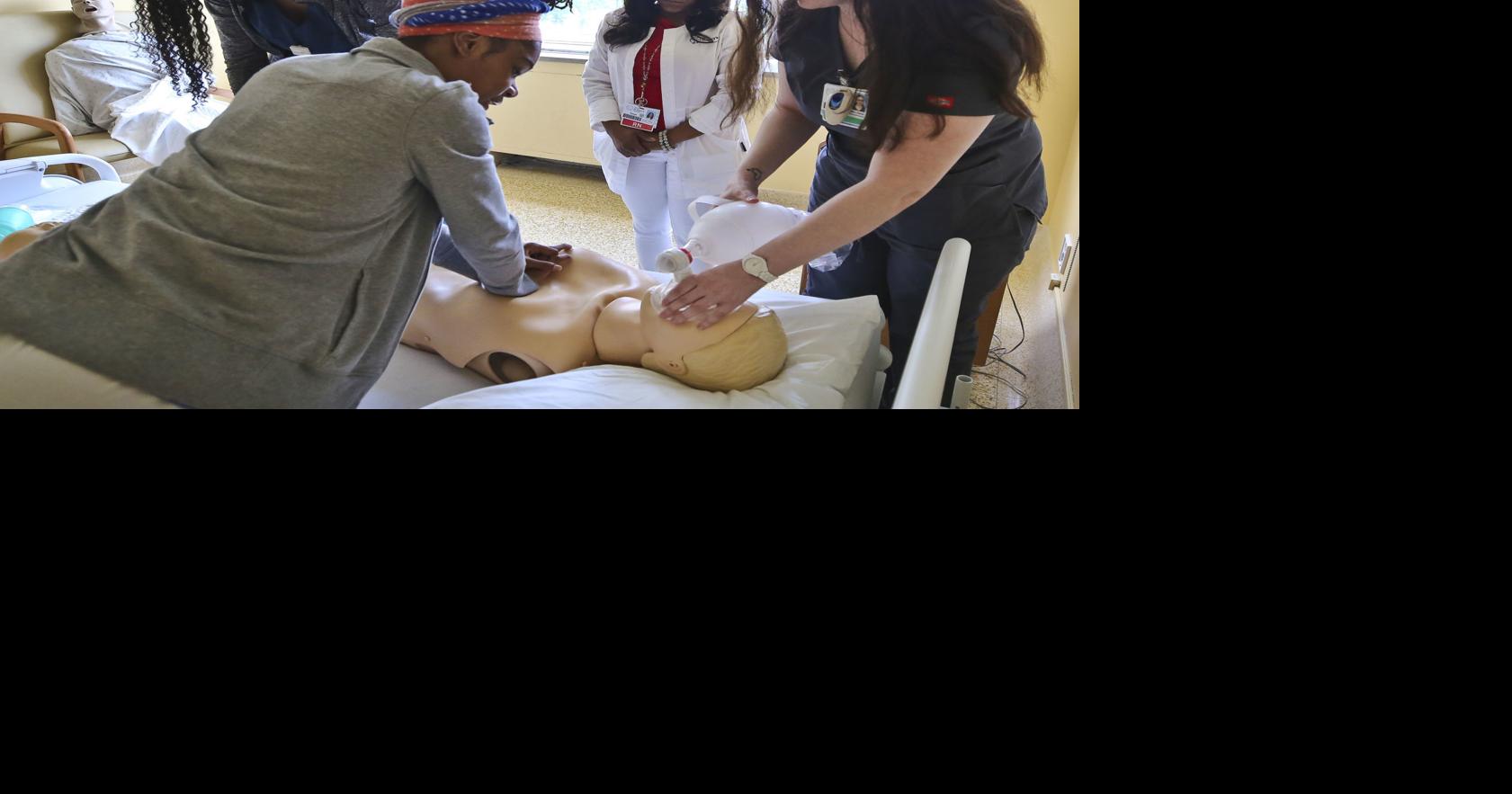 Decatur Public Schools program lets high-school students train in nursing