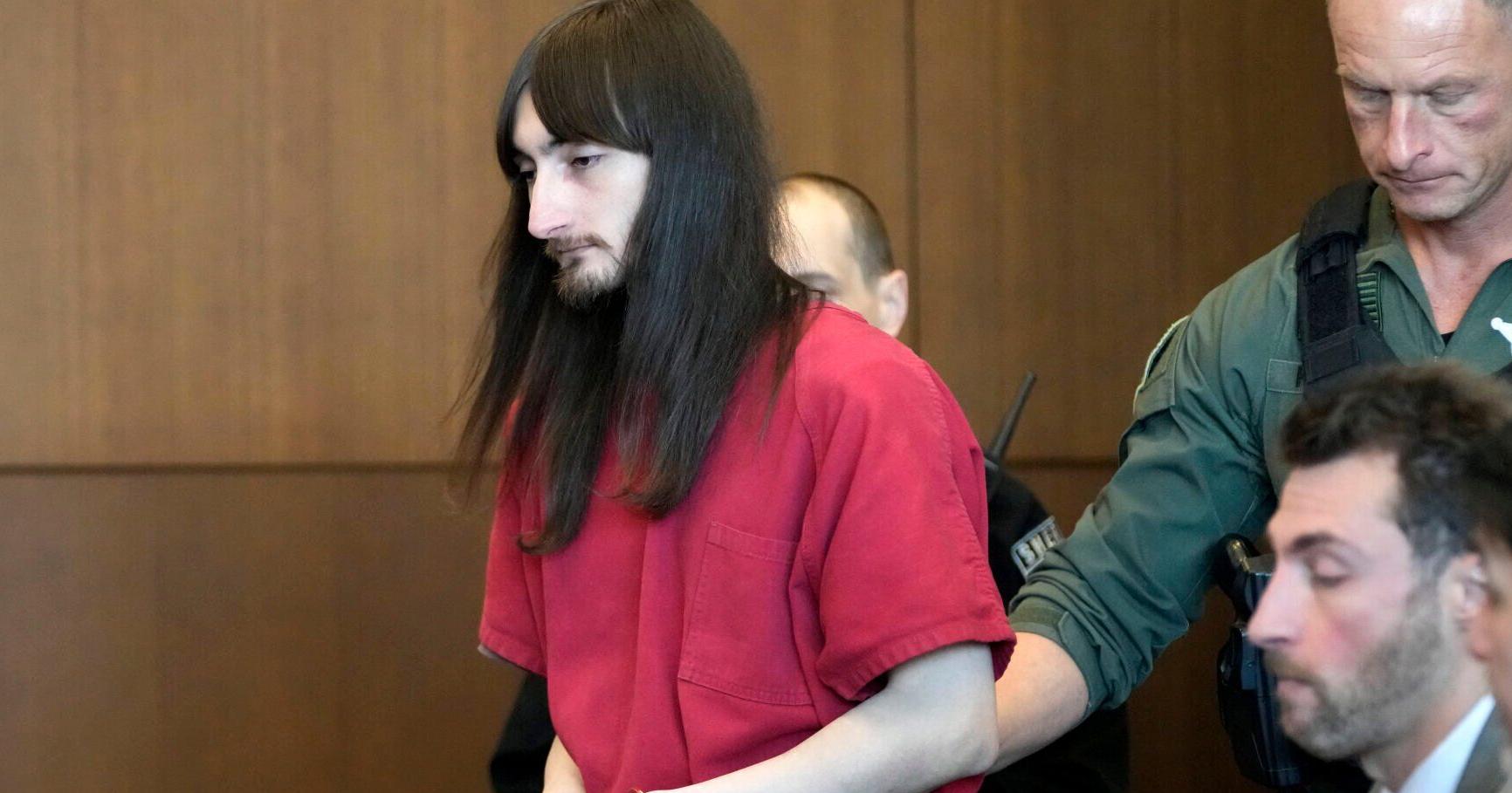 Man charged in Fourth of July parade shooting plans to represent himself at trial - Vimarsana News