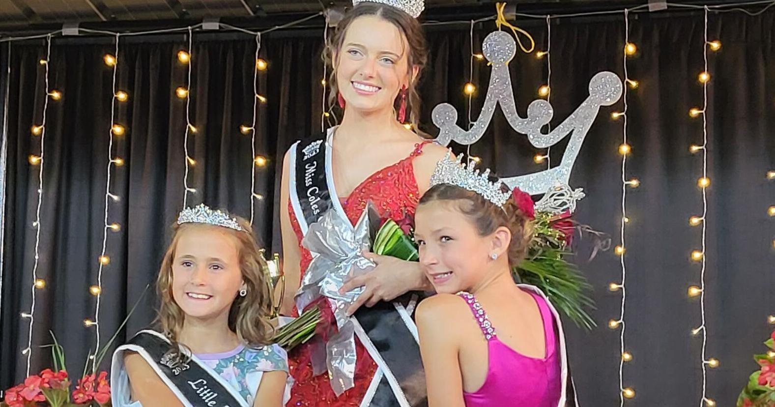 2022 Miss Coles County gets engaged at pageant as reign come to an end - Vimarsana News