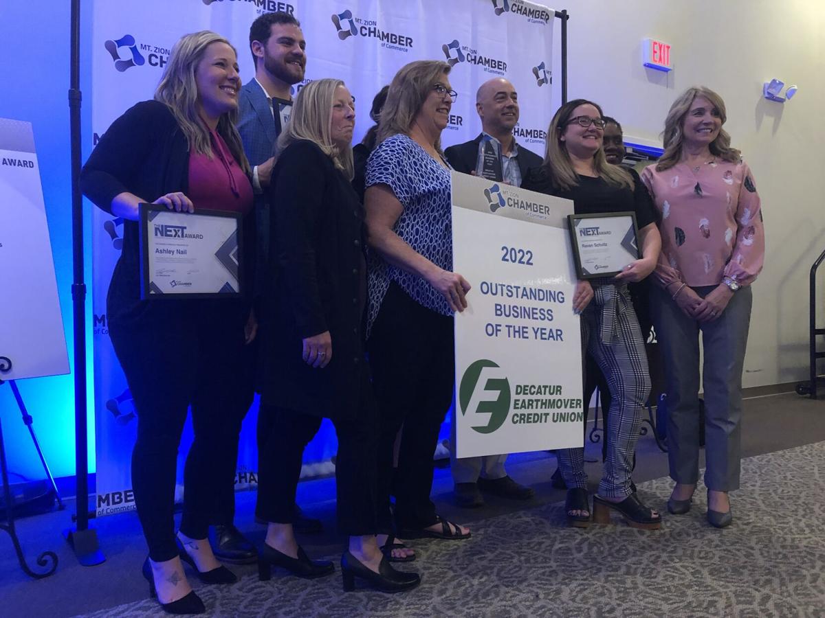 Decatur Earthmover Credit Union comes out on top at Mt. Zion Chamber of