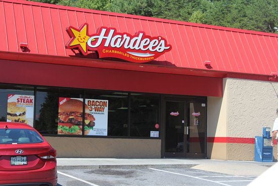 Hardee S Restaurant Added To Love S Travel Stop Under Construction