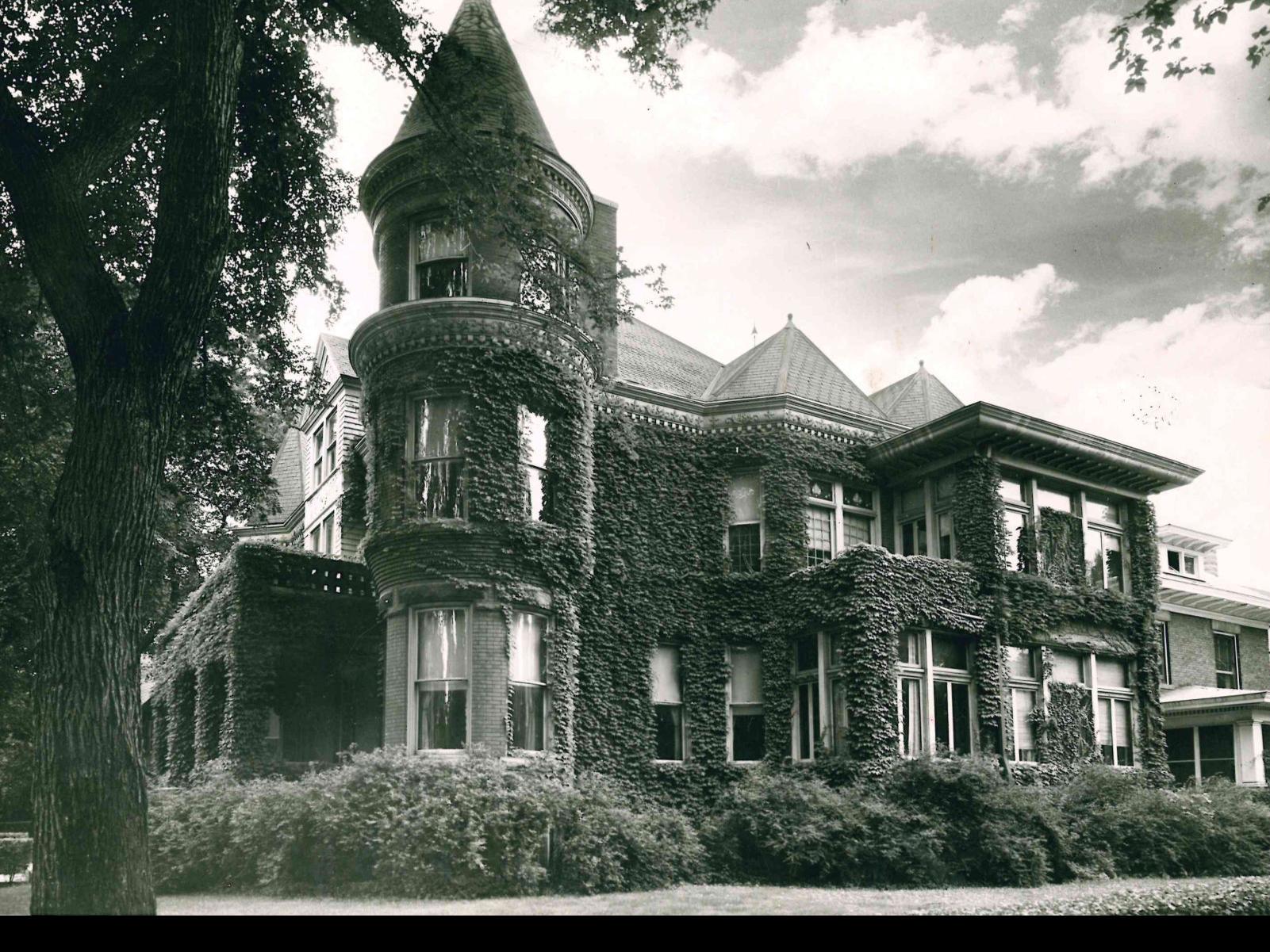Is This Decatur Home Haunted The Tale Of The Black Ghost Local Herald Review Com