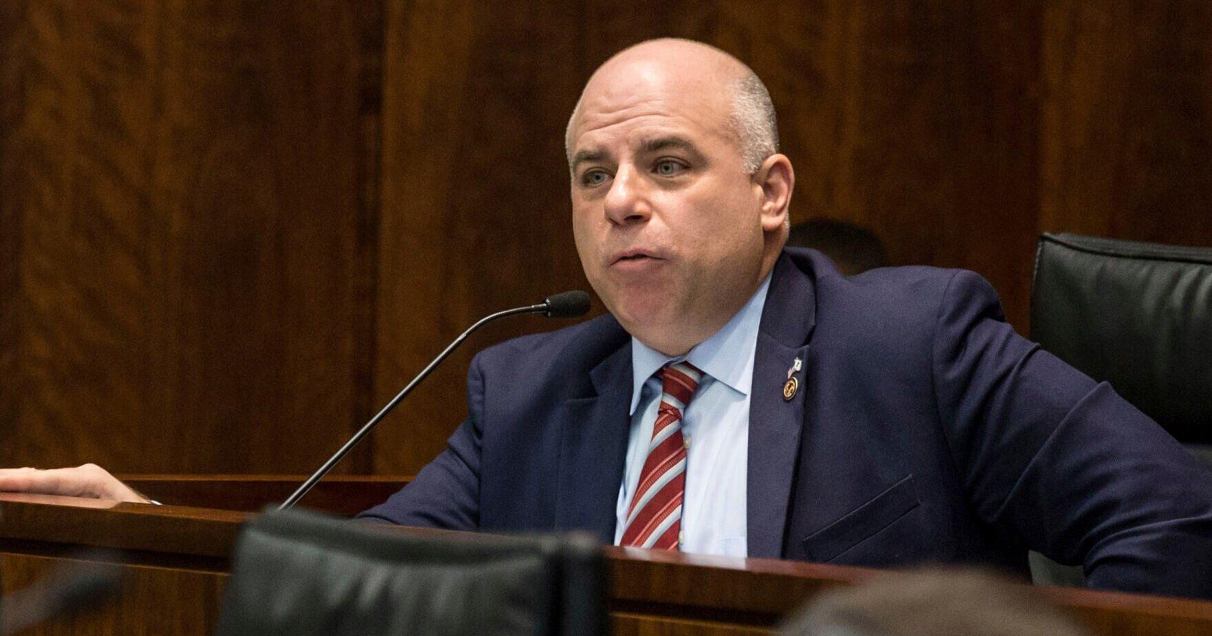 Former Illinois lawmaker Sam McCann's trial underway - Vimarsana News
