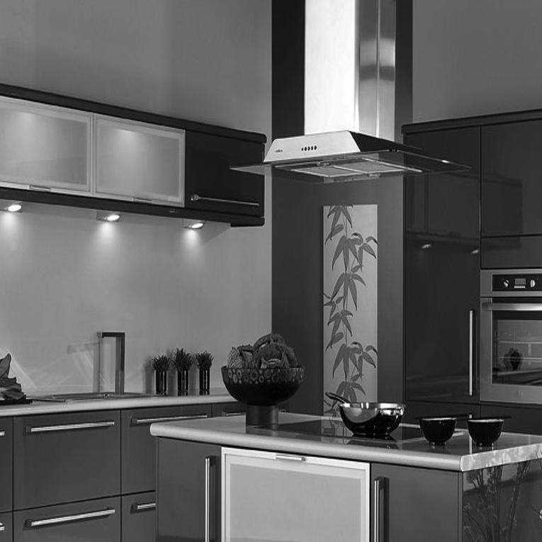 Mirror Finishes On Kitchen Cabinets Appeal To Homeowners