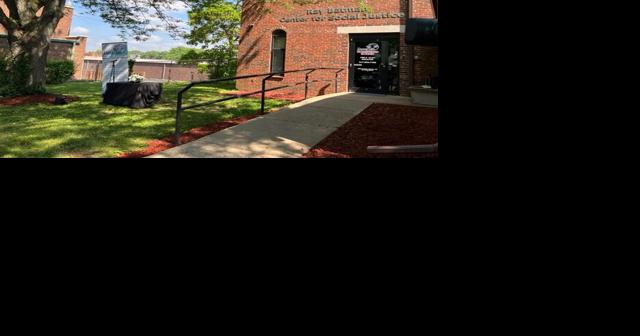 Watch now: Decatur gathers to dedicate Ray Batman Center for Social Justice - Vimarsana News