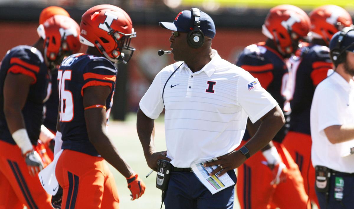 Illinois vs Ball State football 21 9.2.17.jpg