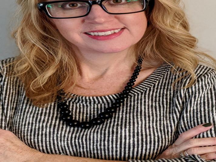 5 Questions With Jami Fawley Gallery Director Of The Decatur Area Arts Council People Herald Review Com