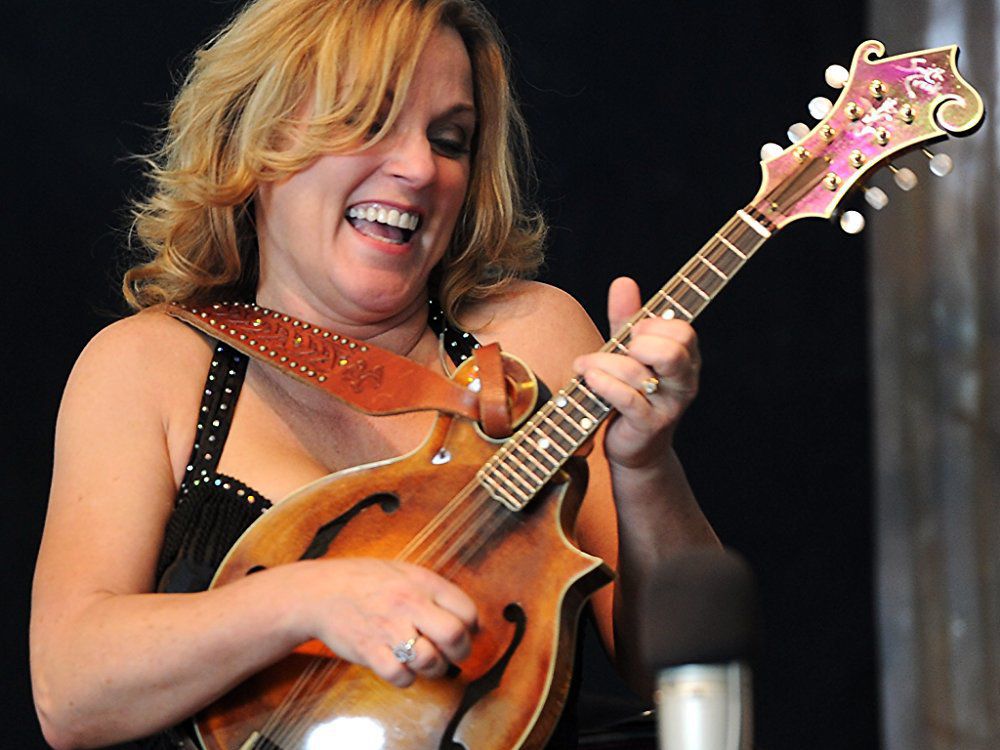 rhonda-vincent-brings-her-bluegrass-style-to-kirkland-fine-arts-center