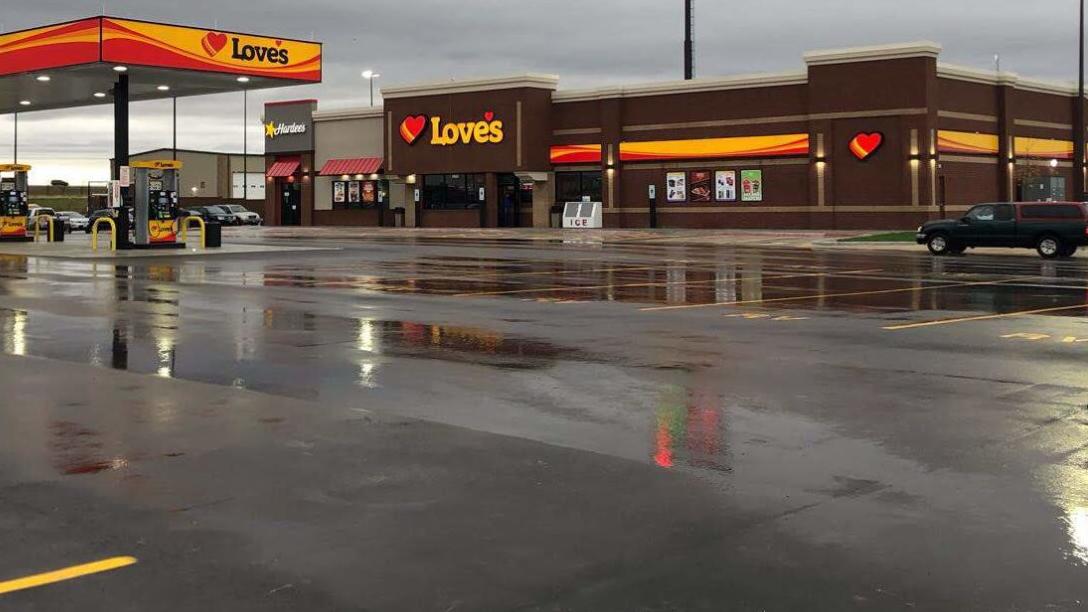 Love's Travel Stops opens location on Decatur's northwest ...