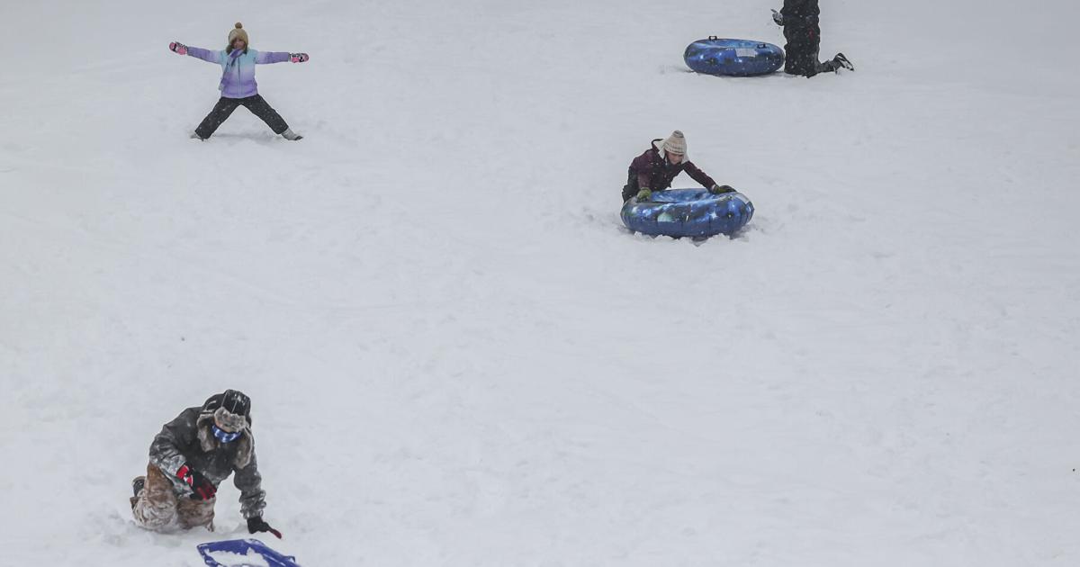 PHOTOS: Fun in the snow in Decatur