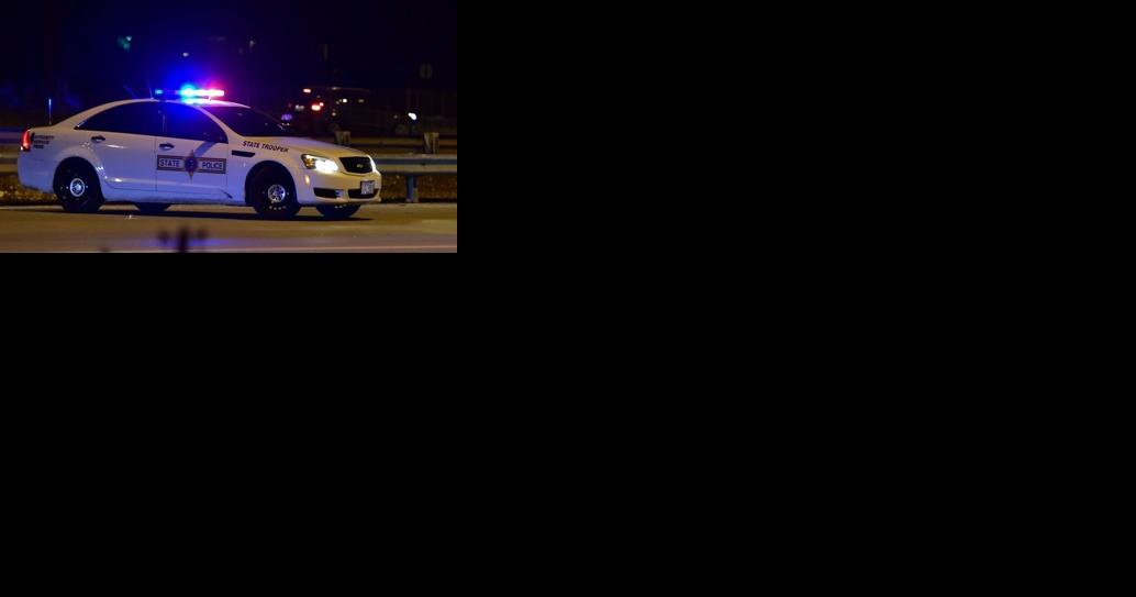 2 carjacking suspects dead after jumping in river during police chase, Illinois troopers say - Vimarsana News