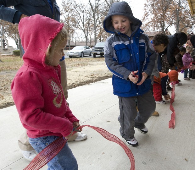 Decatur Family YMCA dedicates Kiwanis Pavilion