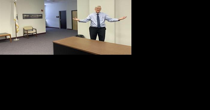 New Illinois legislative watchdog moves into empty office - Vimarsana News