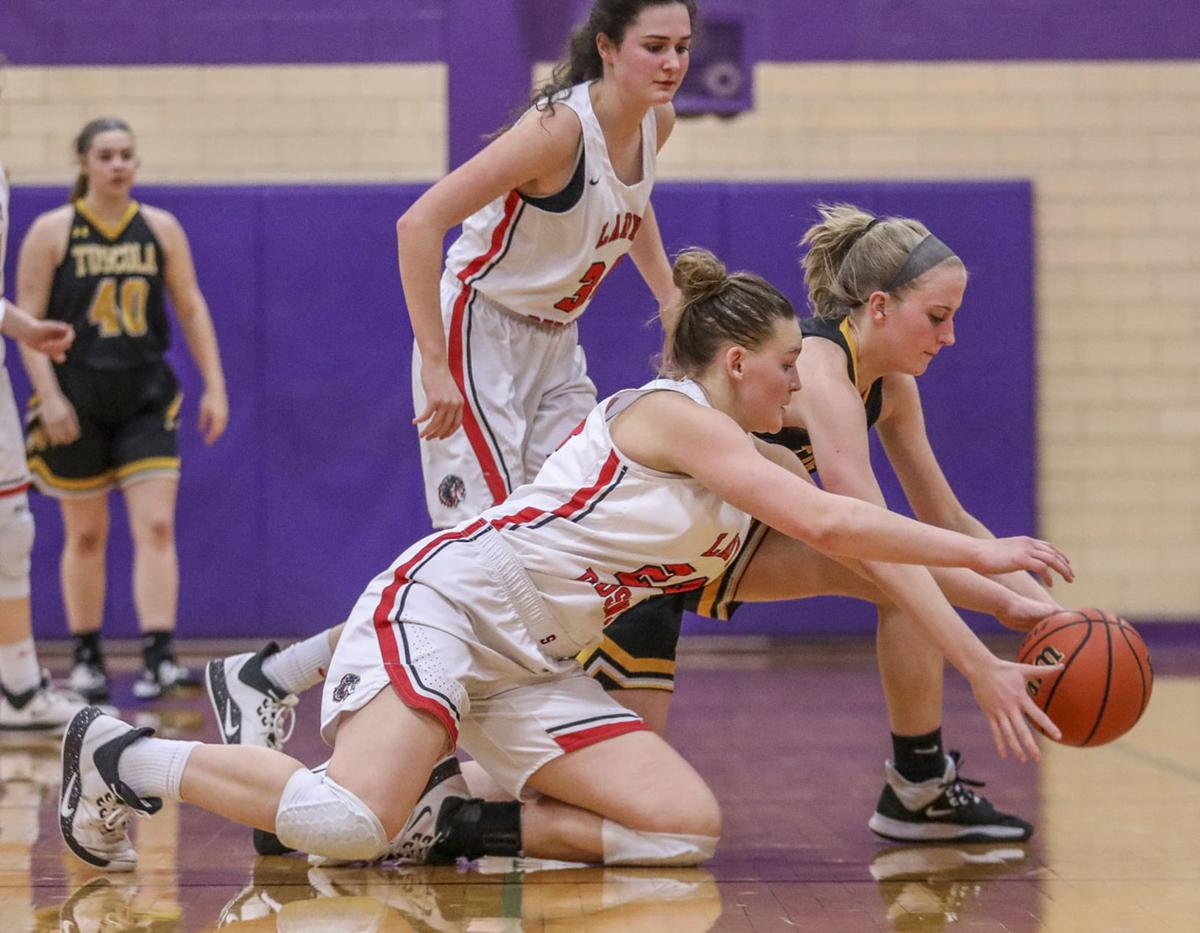 Sophomore Lilly Null Leading Sullivan Basketball Into Postseason