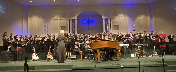 01192014-lsm-loc-church choir12.jpg