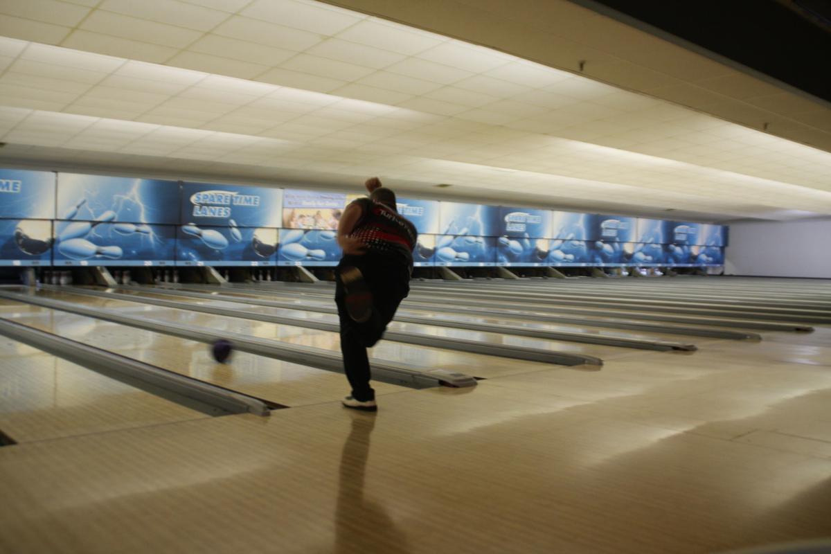 Decatur Bowling Competition Hot But Love Of Leagues Rolls