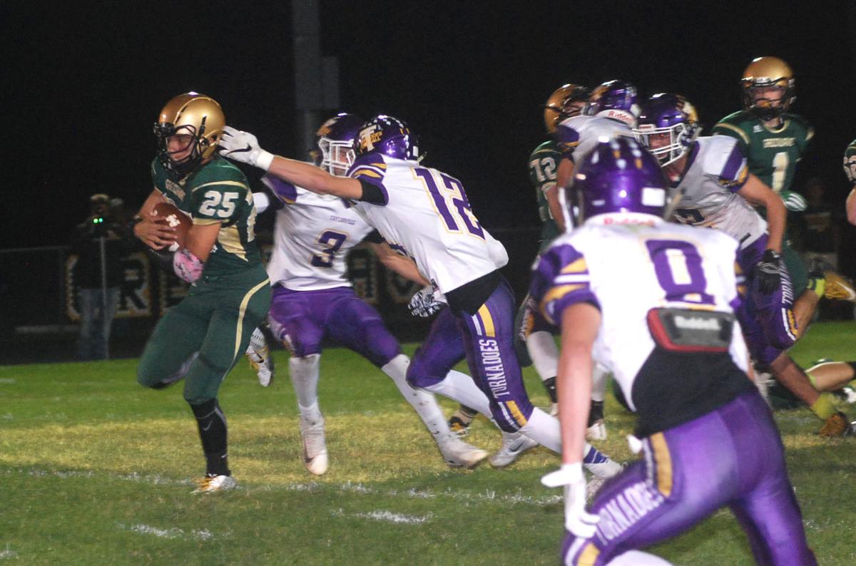 Taylorville wins in defensive battle High School Football