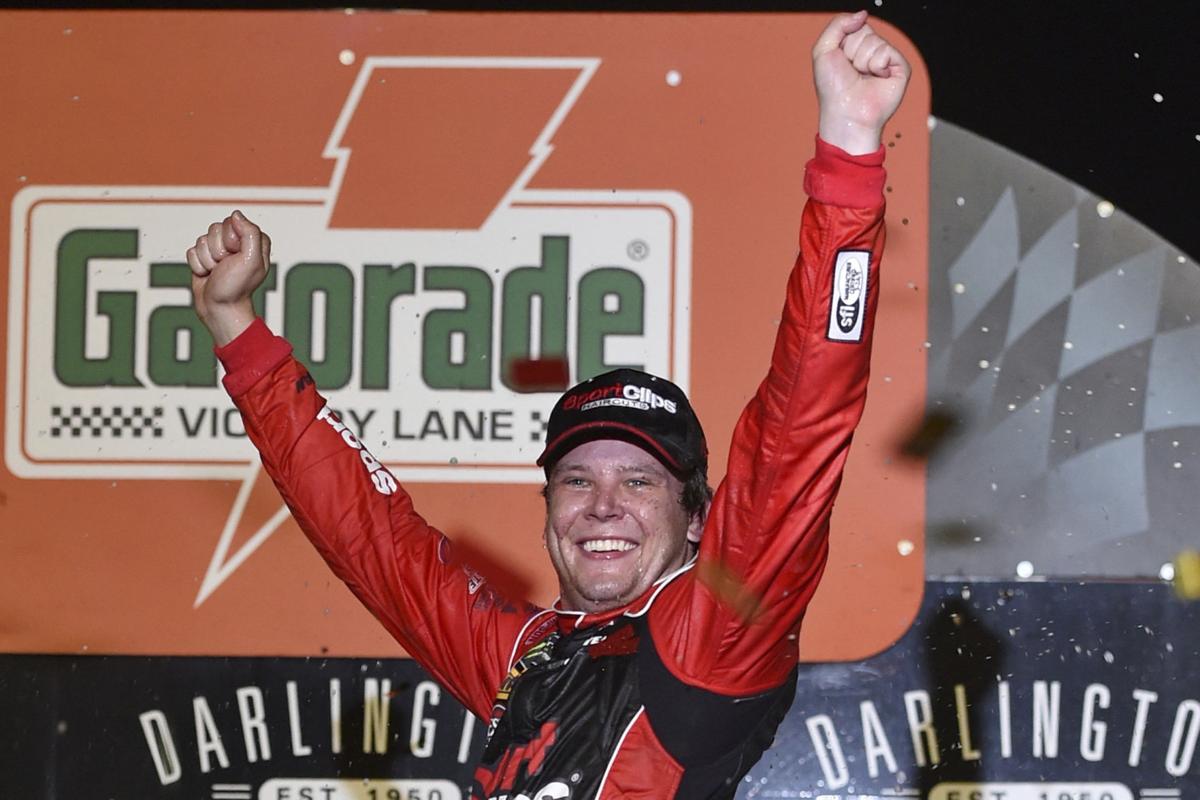 NASCAR Darlington Auto Racing
