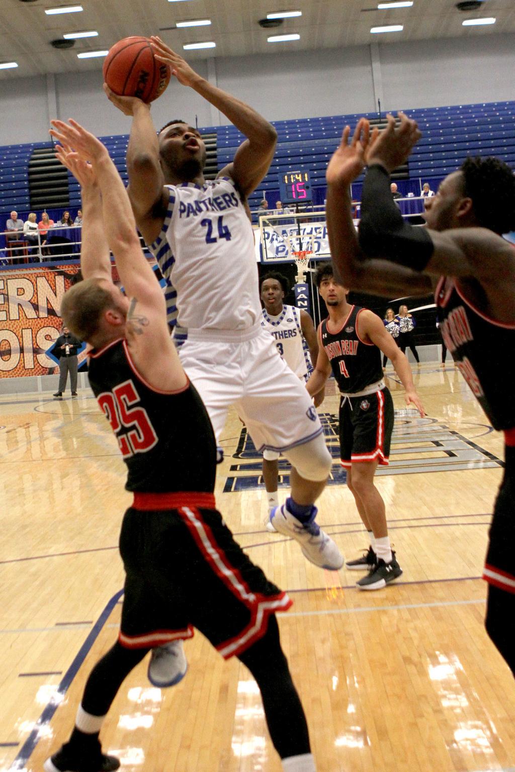 Rust Not Alarmed By Eiu Men S Basketball Transfers Sports