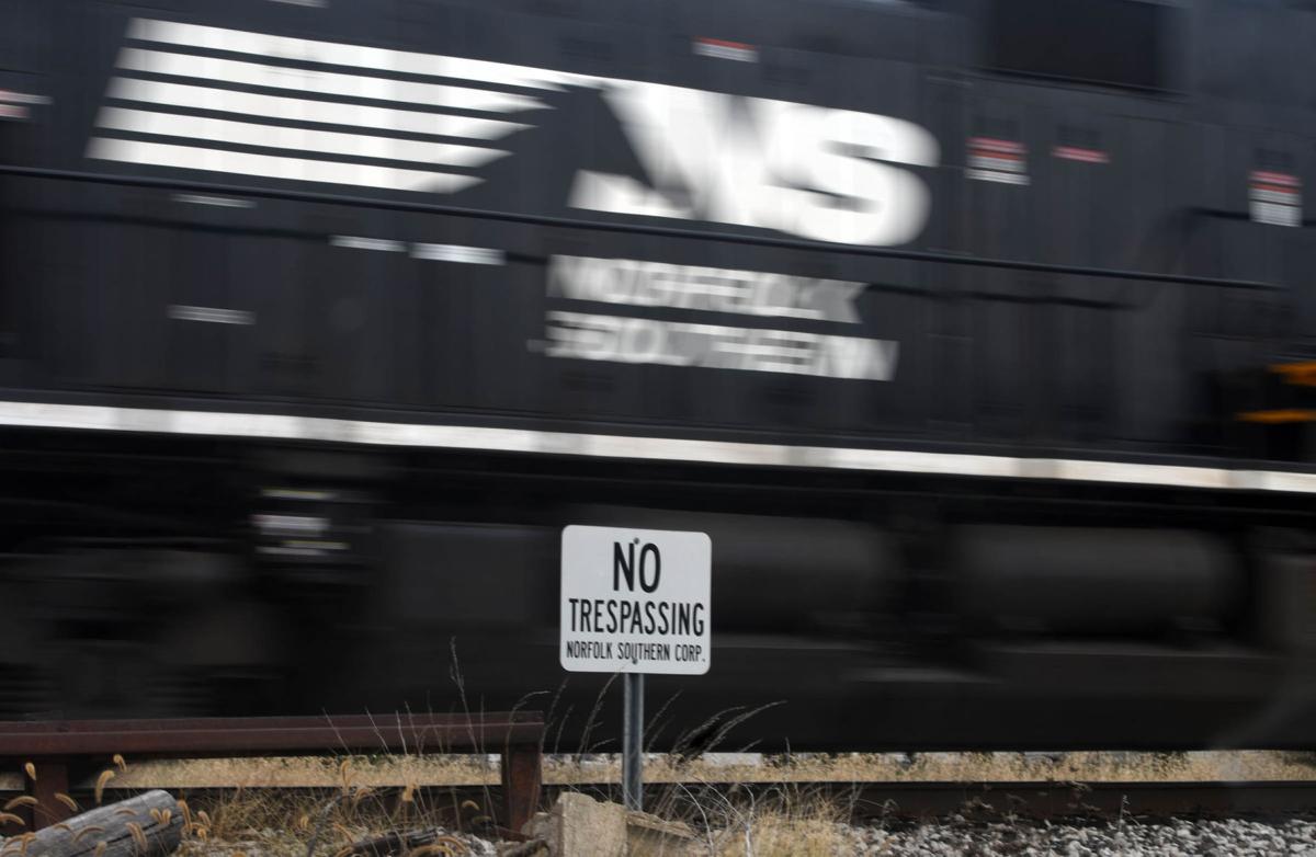 After 44 Warnings And 2 Deaths Police Take Action Against Trespassers On Decatur Train Tracks Public Safety Herald Review Com After 44 Warnings And 2 Deaths Police Take Action Against Trespassers On Decatur Train Tracks Public Safety Herald Review Com