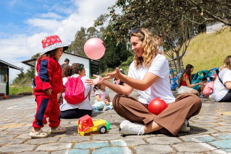 Summer service: Redbirds volunteer in Ecuador through Alternative Breaks trip