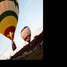 Balloon pilot runs out of fuel and hits Decatur powerline